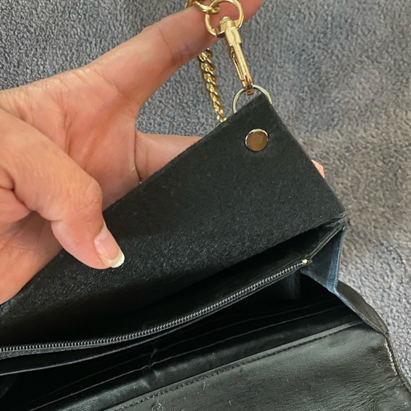 Vintage Chanel Clutch - Picture 9 of 13